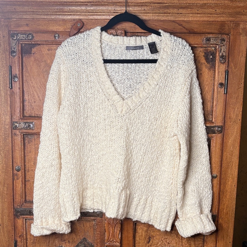 Liz Claiborne Cream V-Neck Soft Oversized drop shoulder Sweater sz XL - Picture 3 of 9